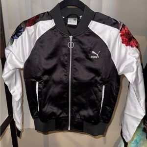 Embroidered Premium Archive Puma
Jacket